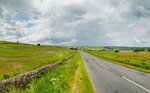 Straße im Peakdistrict - Road in the Peak District